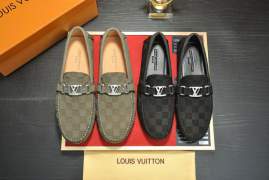 Picture of Louis Vuitton Shoes _SKULVsz38-44hnh120511795